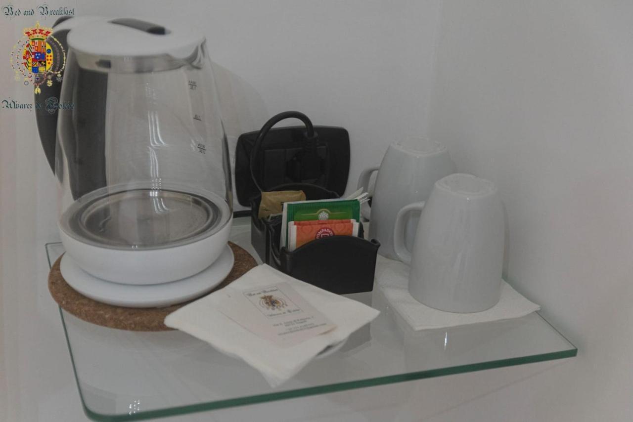 Alvarez De Toledo Bed & Breakfast Napoli Bagian luar foto